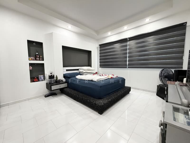 539 Serangoon North Avenue 4 HDB Flat For Sale at S$ 1,050,000 | PropertyGuru Singapore - Bedroom