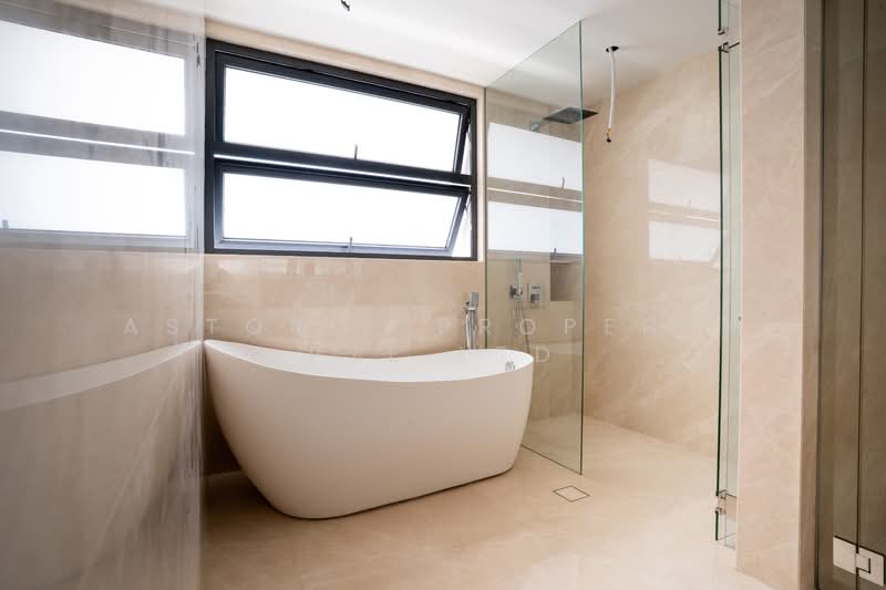 3 matlock rise Bungalow House For Sale at S$ 14,800,000 | PropertyGuru Singapore - Bathroom