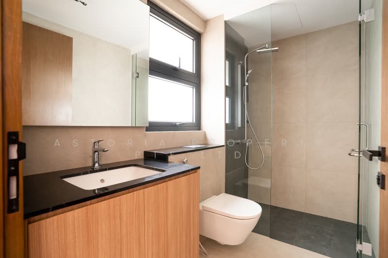 3 matlock rise Bungalow House For Sale at S$ 14,800,000 | PropertyGuru Singapore - Bathroom