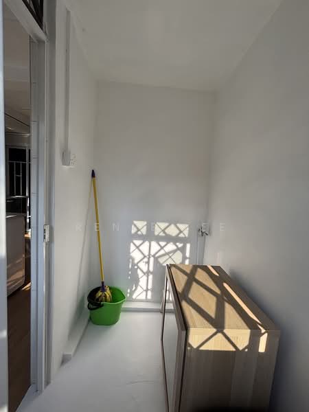 111 Ho Ching Road HDB Flat For Sale at S$ 440,000 | PropertyGuru Singapore - Interior