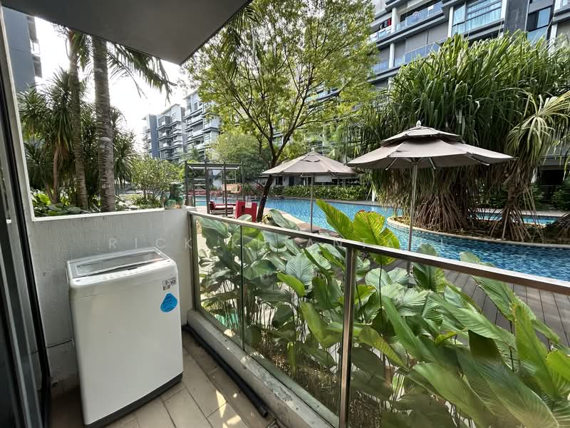Hedges Park Condominium Condominium For Sale at S$ 1,220,000 | PropertyGuru Singapore - Balcony