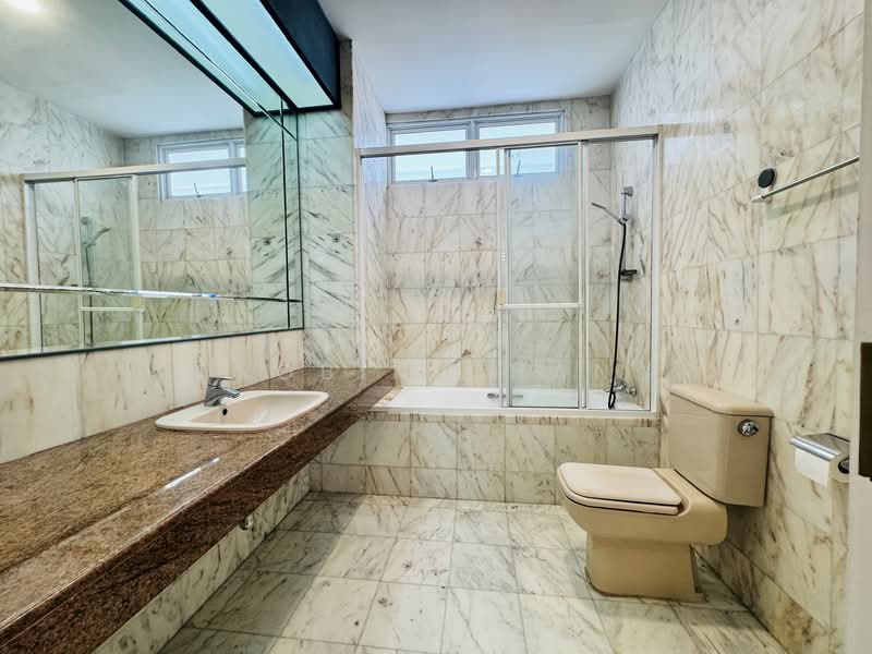 82 Sennett avenue Semi-Detached House For Sale at S$ 11,000,000 | PropertyGuru Singapore - Bathroom