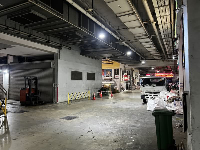 Pioneer Centre, 1 Soon Lee Street, 1,490 sqft, Factory / Workshop (B2) For Sale, by DANNY CHAN, 500096051 - Exterior - CommercialGuru.com.sg