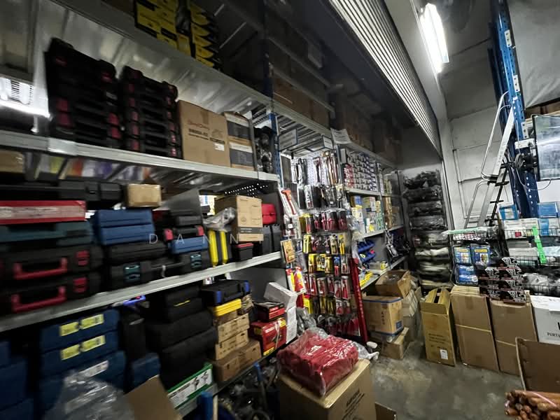 Pioneer Centre, 1 Soon Lee Street, 1,490 sqft, Factory / Workshop (B2) For Sale, by DANNY CHAN, 500096051 - CommercialGuru.com.sg
