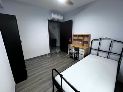 For Rent - 123B Tengah Drive