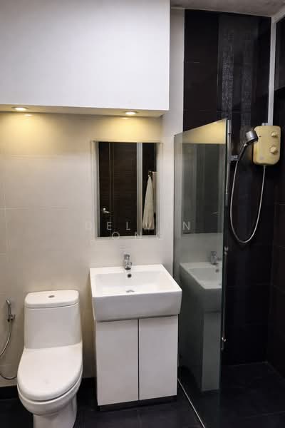 669 Woodlands Ring Road HDB Flat For Sale at S$ 575,000 | PropertyGuru Singapore - Bathroom