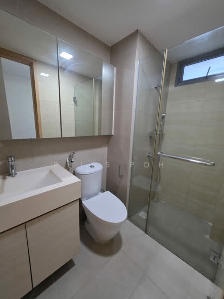 A Treasure Trove Condominium For Sale at S$ 1,780,000 | PropertyGuru Singapore - Bathroom
