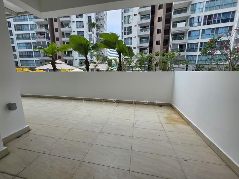A Treasure Trove Condominium For Sale at S$ 1,780,000 | PropertyGuru Singapore - Balcony