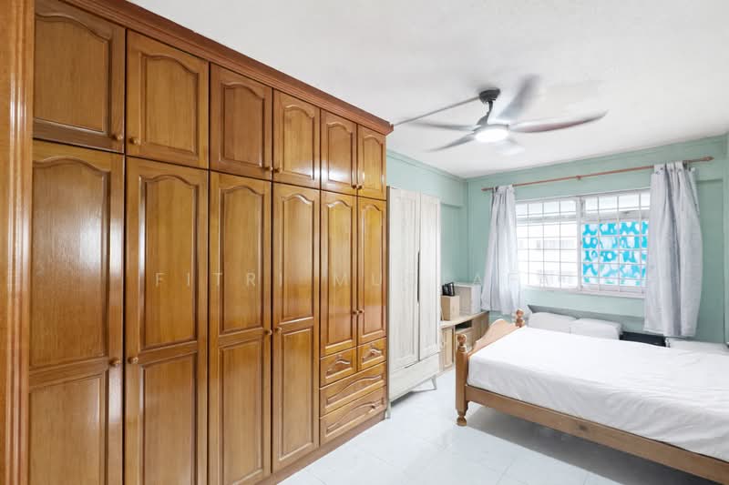 614 Choa Chu Kang Street 62 HDB Flat For Sale at S$ 690,000 | PropertyGuru Singapore - Bedroom