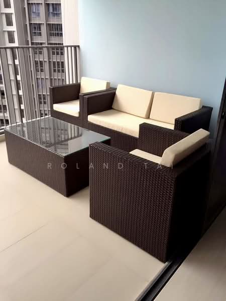 311B Clementi Avenue 4 HDB Flat For Sale at S$ 1,250,000 | PropertyGuru Singapore - Balcony