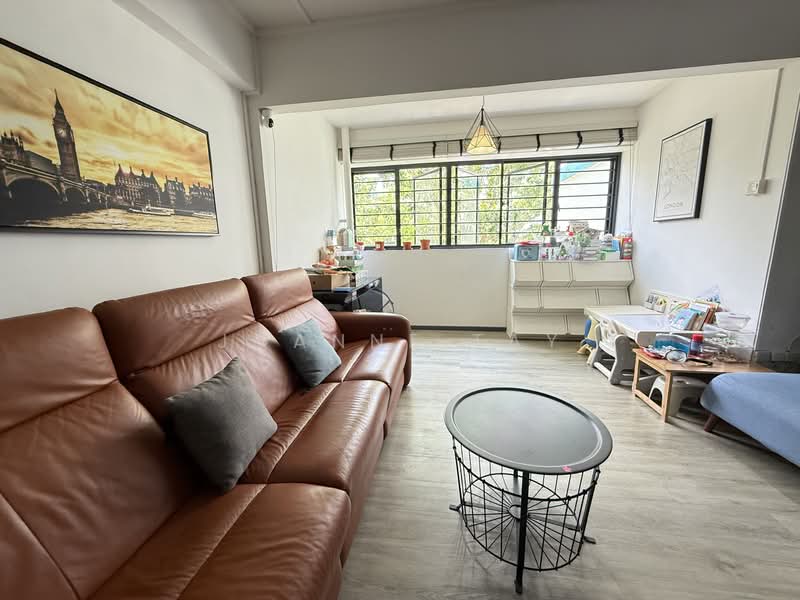 173 Gangsa Road HDB Flat For Sale at S$ 870,000 | PropertyGuru Singapore - Living Room