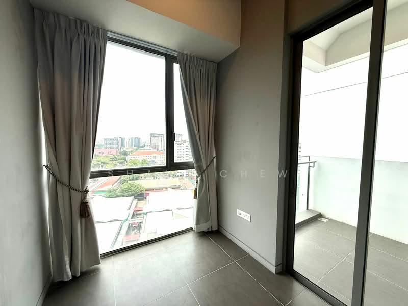 Katong Regency Condominium For Sale at S$ 1,200,000 | PropertyGuru Singapore - Balcony