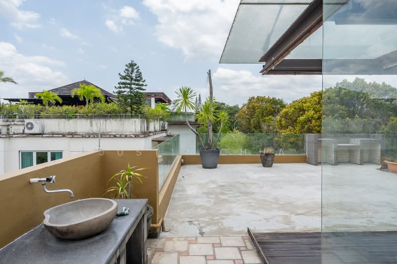 Gerald Mugliston Estate Detached House For Sale at S$ 7,600,000 | PropertyGuru Singapore - Exterior