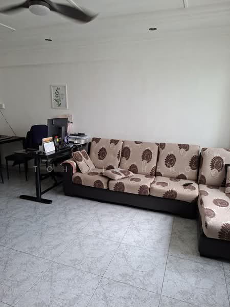 584 Woodlands Drive 16, 584 Woodlands Drive 16, 3 Bedrooms, 979 sqft, HDB Flat For Sale, by Toh Kim Heng, 500096167 - Living Room - PropertyGuru.com.sg