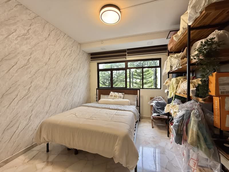 307 Woodlands Avenue 1 HDB Flat For Sale at S$ 1,250,000 | PropertyGuru Singapore - Bedroom