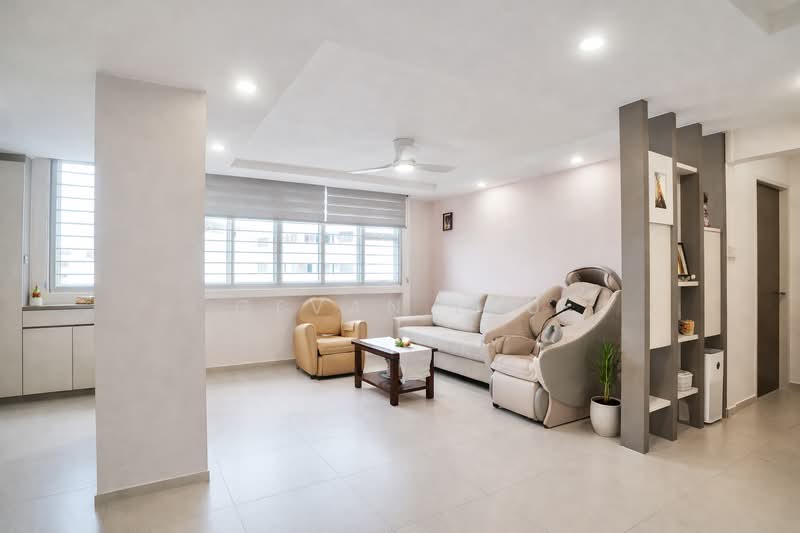 240 Serangoon Avenue 2 HDB Flat For Sale at S$ 930,000 | PropertyGuru Singapore - Living Room