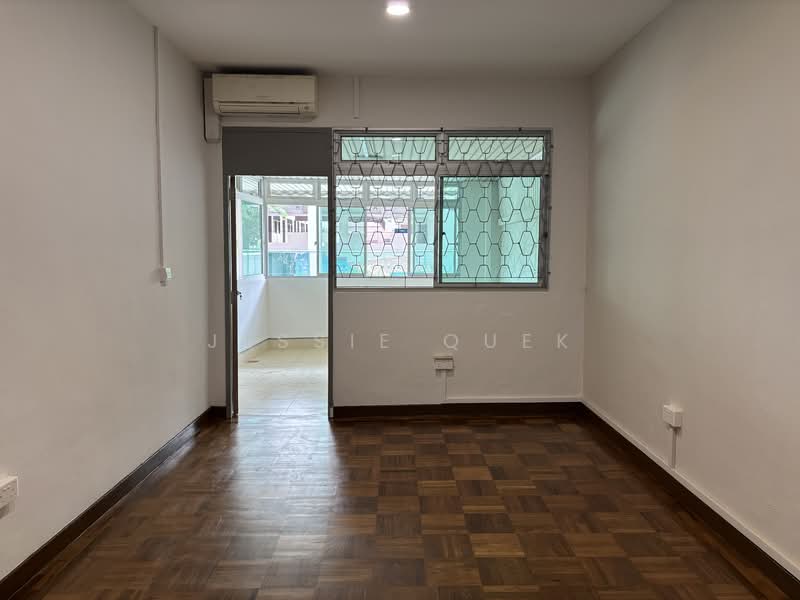 Koon Seng Road, Koong Seng Road, 4 Bedrooms, 2,222 sqft, Corner Terrace For Rent, by Jessie Quek, 500096202 - common bedroom - PropertyGuru.com.sg