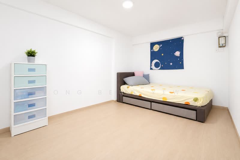 296 Tampines Street 22, 296 Tampines Street 22, 2 Bedrooms, 721 sqft, HDB Flat For Sale, by Ong Beng Yew, 500096203 - Bedroom - PropertyGuru.com.sg