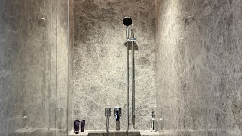 The Ritz-Carlton Residences Condominium For Sale at S$ 13,500,000 | PropertyGuru Singapore