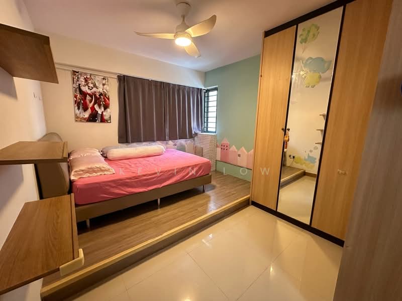 29 Ghim Moh Link HDB Flat For Sale at S$ 1,100,000 | PropertyGuru Singapore - Bedroom