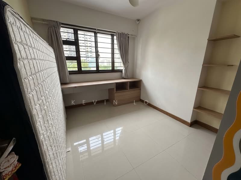 29 Ghim Moh Link HDB Flat For Sale at S$ 1,100,000 | PropertyGuru Singapore - Bedroom
