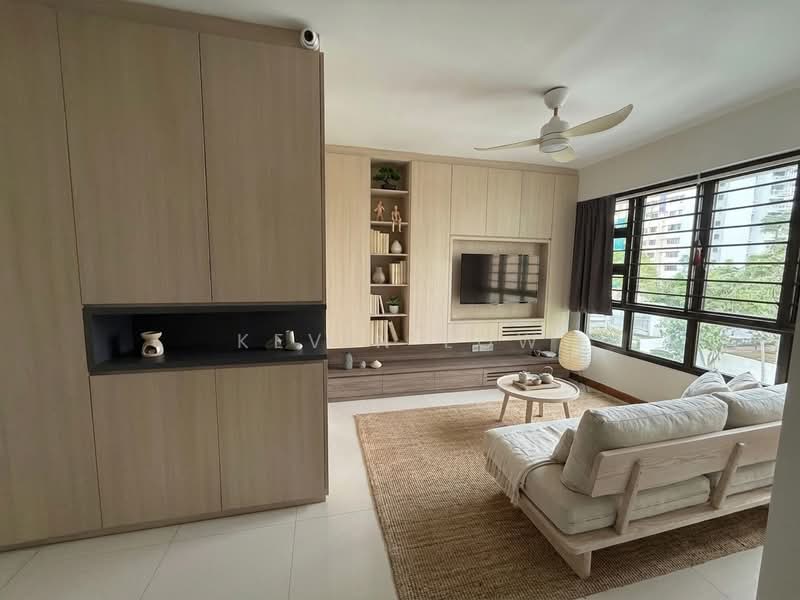 29 Ghim Moh Link HDB Flat For Sale at S$ 1,100,000 | PropertyGuru Singapore - Living Room