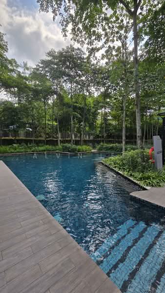 Mayfair Gardens Condominium For Sale at S$ 1,330,000 | PropertyGuru Singapore - Pool