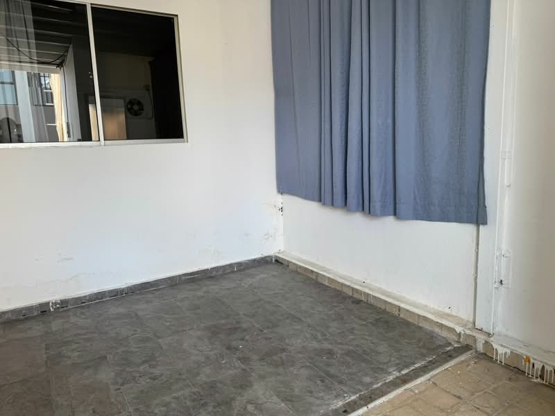 Ever Lodge, 685 Geylang Road, 3 Bedrooms, 1,050 sqft, Apartment For Rent, by Denson Kwek, 500096235 - Interior - PropertyGuru.com.sg