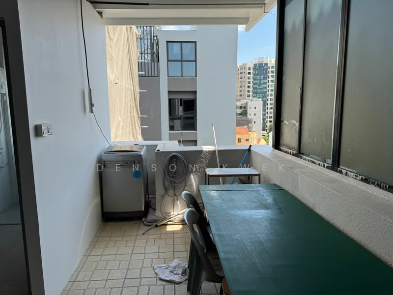 Ever Lodge, 685 Geylang Road, 3 Bedrooms, 1,050 sqft, Apartment For Rent, by Denson Kwek, 500096235 - Balcony - PropertyGuru.com.sg