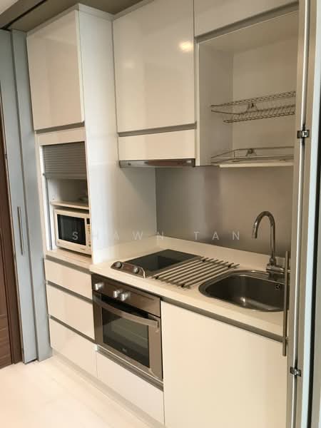 Mill Point Apartment For Sale at S$ 1,180,000 | PropertyGuru Singapore - Kitchen