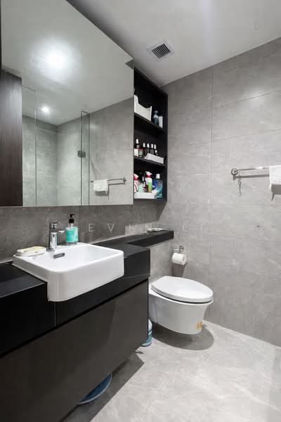 Parc Clematis, 8F Jalan Lempeng, 2 Bedrooms, 743 sqft, Condominium For Rent, by Kevin Li, 500096242 - Bathroom - PropertyGuru.com.sg