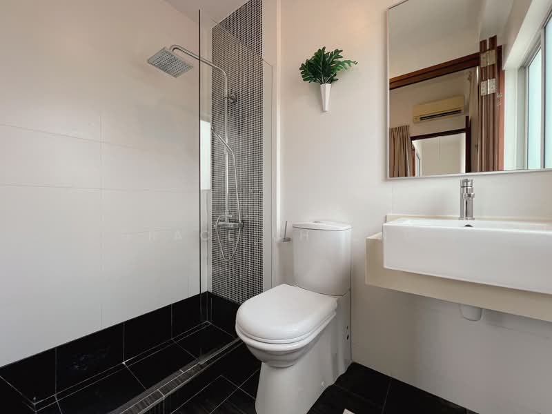 Suites @ Eunos, 1 Jalan Yasin, 2 Bedrooms, 721 sqft, Condominium For Rent, by Grace Cheong, 500096243 - Master Bathroom - PropertyGuru.com.sg