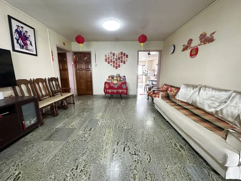 8 Teck Whye Avenue HDB Flat For Sale at S$ 470,000 | PropertyGuru Singapore - Living Room