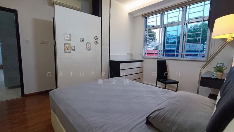 Ava Towers Apartment For Sale at S$ 2,000,000 | PropertyGuru Singapore - Bedroom