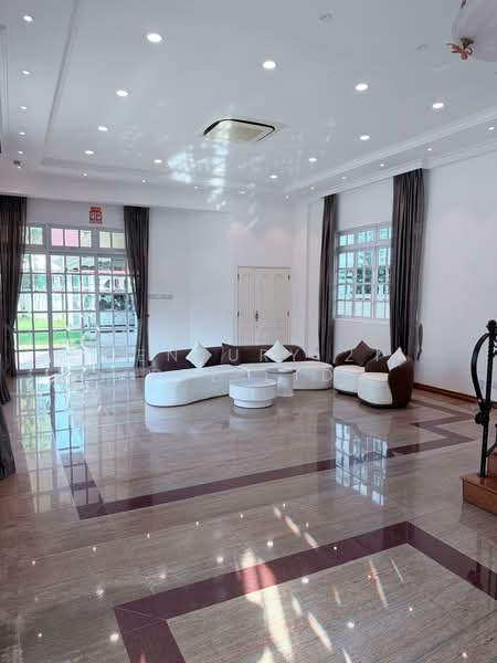 Serangoon Garden Estate, Medway Drive/ Serangoon Garden way/ Tavistock ave, 6 Bedrooms, 5,000 sqft, Bungalow House For Rent, by CONEE WUAN, 500096256 - Living Room - PropertyGuru.com.sg
