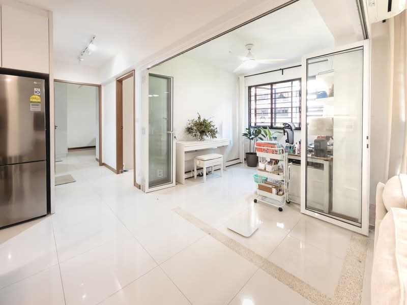 467B Bukit Batok West Avenue 9 HDB Flat For Sale at S$ 640,000 | PropertyGuru Singapore - Study/Bedroom 3