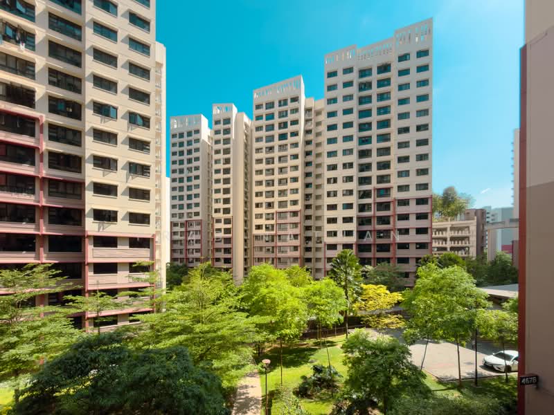 467B Bukit Batok West Avenue 9 HDB Flat For Sale at S$ 640,000 | PropertyGuru Singapore - Exterior