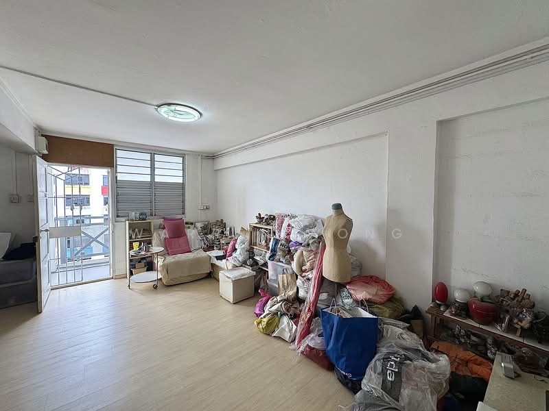 51 Circuit Road HDB Flat For Sale at S$ 300,000 | PropertyGuru Singapore - Living Room