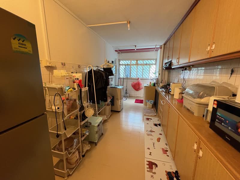 318 Ubi Avenue 1, 318 Ubi Avenue 1, 3 Bedrooms, 904 sqft, HDB Flat For Sale, by Jennifer Goh, 500096274 - Kitchen - PropertyGuru.com.sg