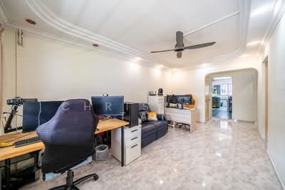 For Sale - 925 Jurong West Street 92