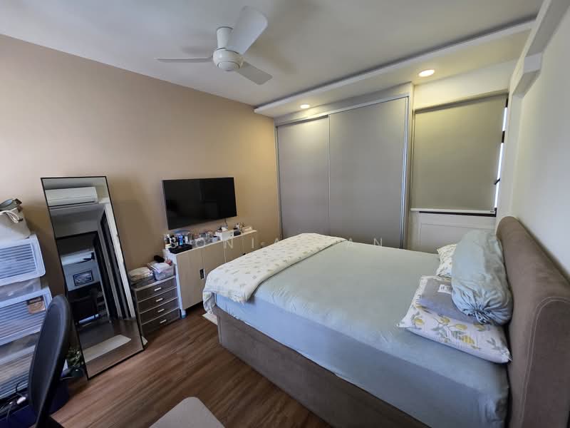 152 Lorong 2 Toa Payoh HDB Flat For Sale at S$ 980,000 | PropertyGuru Singapore - Bedroom