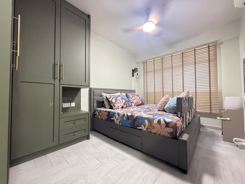874C Tampines Street 85 HDB Flat For Sale at S$ 758,000 | PropertyGuru Singapore - Bedroom