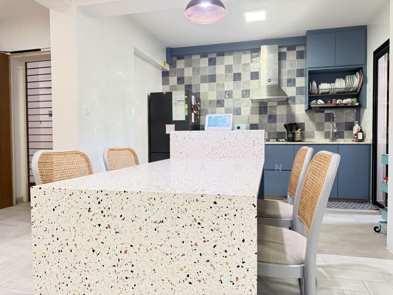 874C Tampines Street 85 HDB Flat For Sale at S$ 758,000 | PropertyGuru Singapore - Kitchen