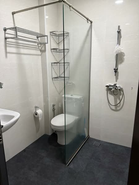 Tai Hwan Garden Terraced House For Sale at S$ 4,638,000 | PropertyGuru Singapore - Bathroom