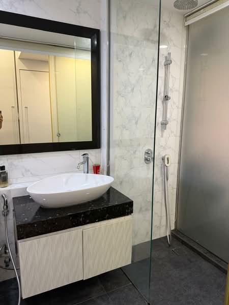 Tai Hwan Garden Terraced House For Sale at S$ 4,638,000 | PropertyGuru Singapore - Bathroom