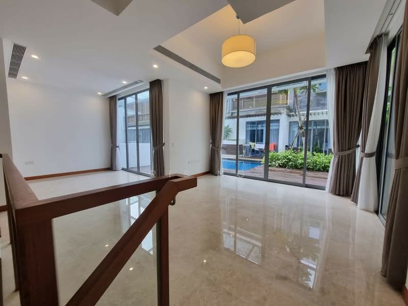 Greenwood Mews, 271 Greenwood Avenue, 5 Bedrooms, 3,165 sqft, Cluster House For Rent, by Ris Ng, 500096335 - Living Room - PropertyGuru.com.sg