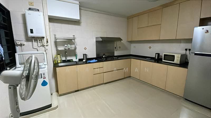 461 Clementi Avenue 3, 461 Clementi Avenue 3, Room Rental, 100 sqft, HDB Flat For Rent, by Sarah Aman, 500096345 - Kitchen - PropertyGuru.com.sg