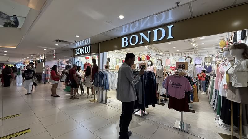 Lucky Plaza, 304 Orchard Road, 280 sqft, Mall Shop For Sale, by Alvin Chua, 500096367 - CommercialGuru.com.sg