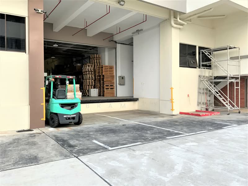 Pines Industrial Building, 240 MacPherson Road, 1,100 sqft, Light Industrial (B1) For Rent, by Abram Lee, 500096374 - covered unloading bay  - CommercialGuru.com.sg