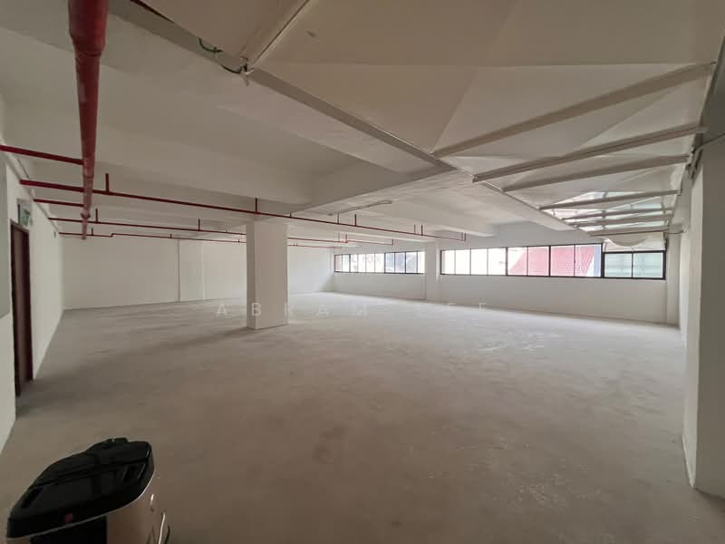 Pines Industrial Building, 240 MacPherson Road, 1,200 sqft, Light Industrial (B1) For Rent, by Abram Lee, 500096374 - Interior - CommercialGuru.com.sg